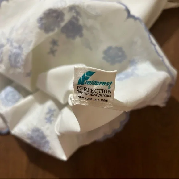 Vintage Pillowcase bundle - Picture 7 of 9